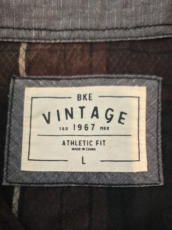 BKE Men's Brown & Black Plaid Button-Down Shirt - Picture 2 of 3